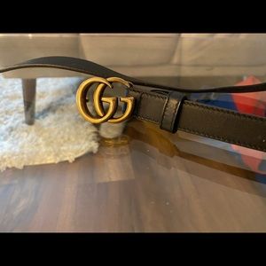 Gucci belt thin